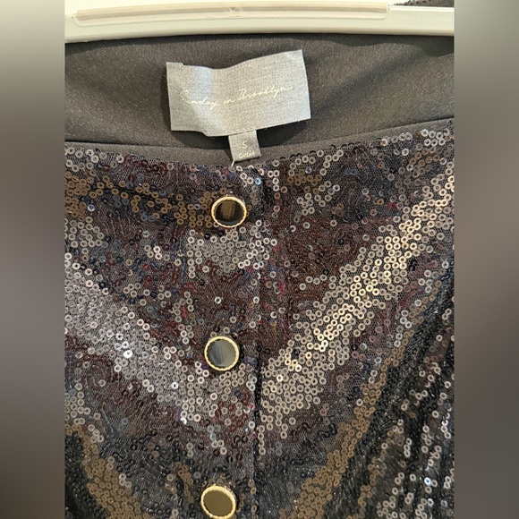NWT Anthropologie New in Brooklyn Square Neck Sequin Top - Picture 2 of 7